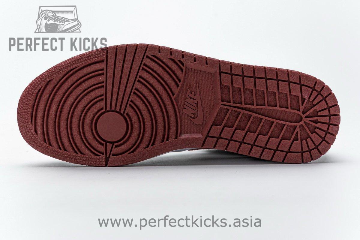 554724-066 Air Jordan 1 Mid Bred Toe - Image 15