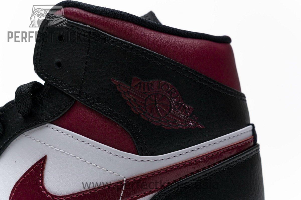 554724-066 Air Jordan 1 Mid Bred Toe - Image 11