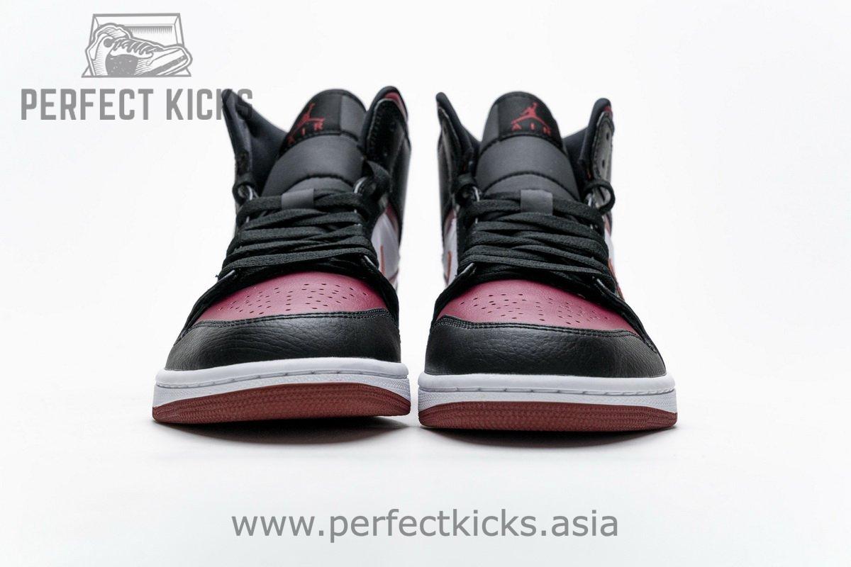 554724-066 Air Jordan 1 Mid Bred Toe - Image 7