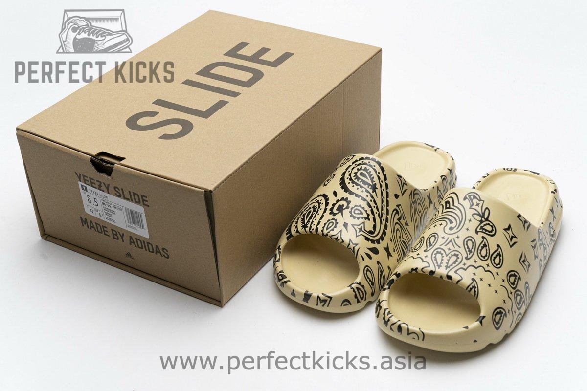 FW6344-11 adidas Yeezy Slide - Image 3