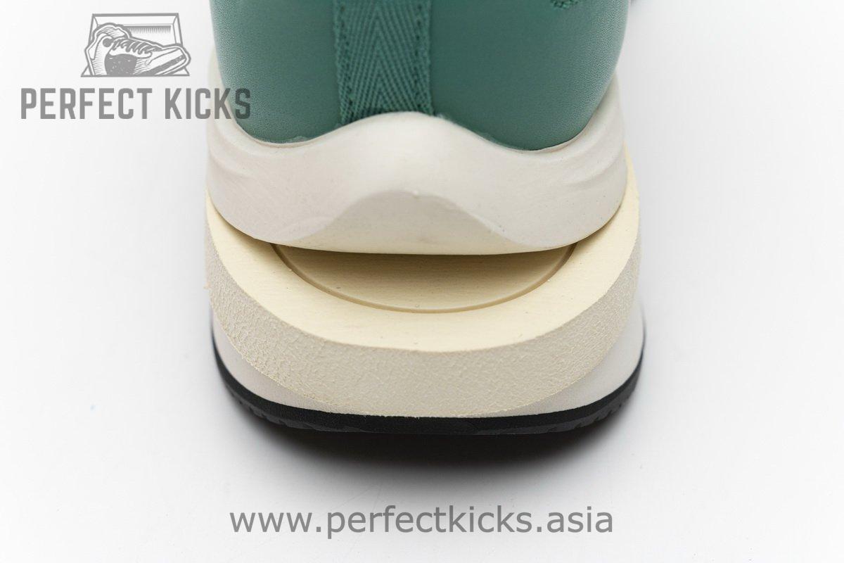 CI9928-300 Sacai x Nike Pegasua Vaporfly Yellow Green - Image 22