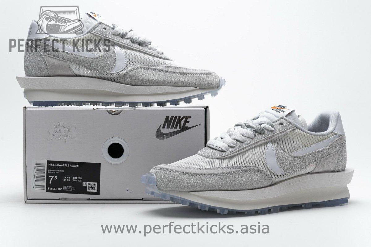 BV5053-100 Sacai x Nike LDWaffle White Bright White - Image 2