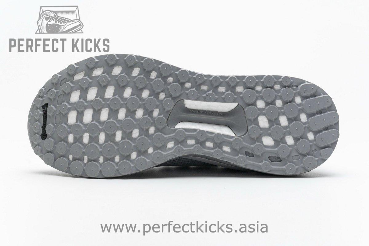 EF2380 Pharrell Williams x adidas Solar HU Glide Grey - Image 9