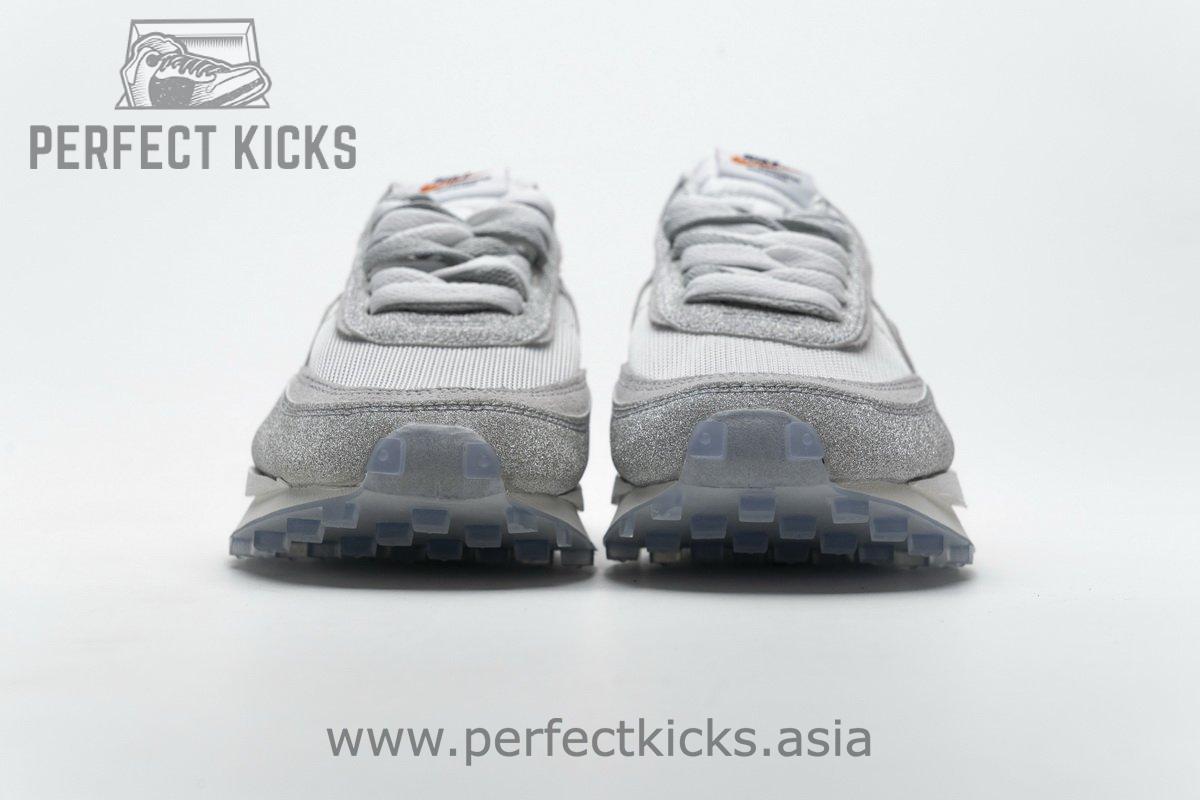 BV5053-100 Sacai x Nike LDWaffle White Bright White - Image 5