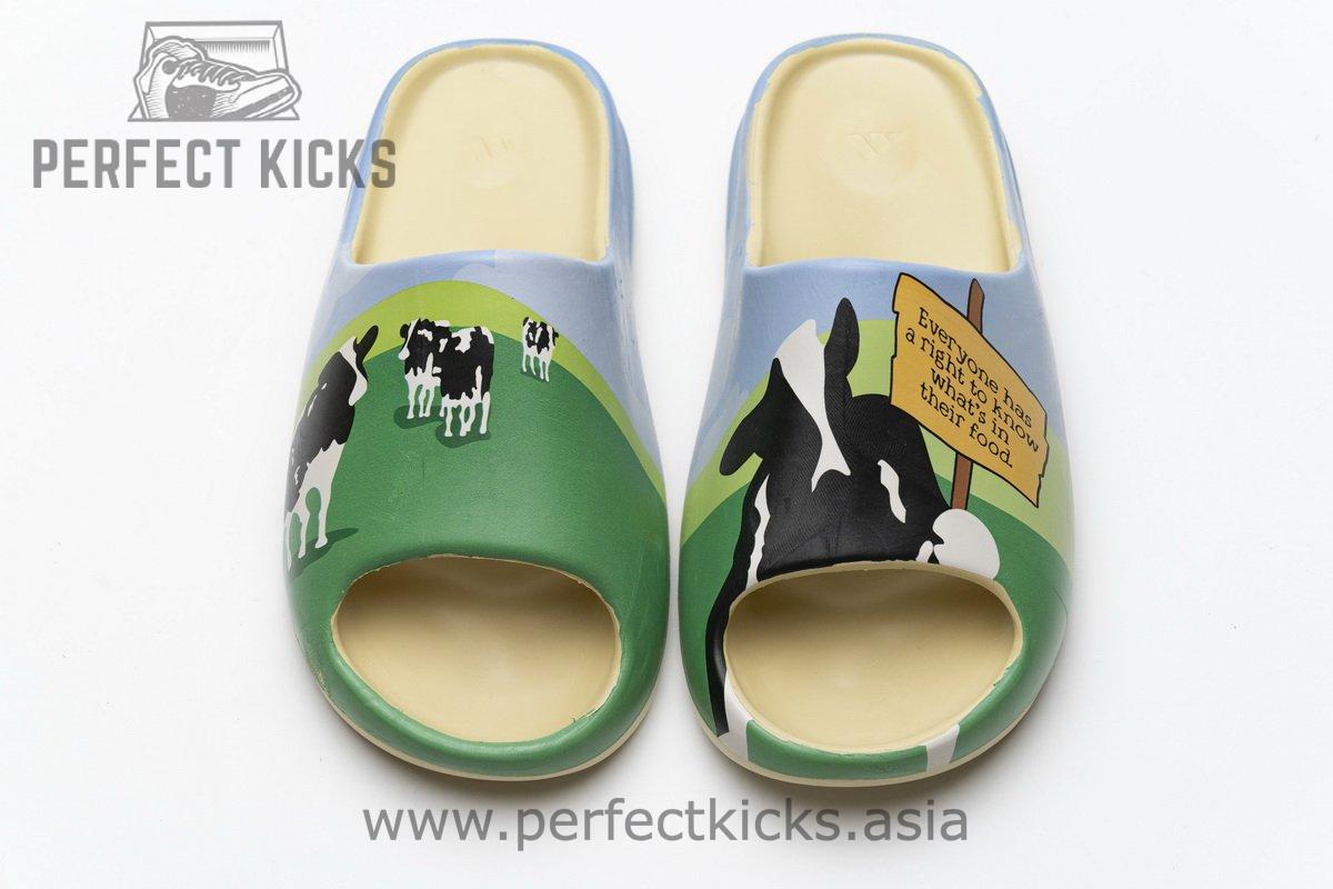 FW6345 adidas Yeezy Slide - Image 4