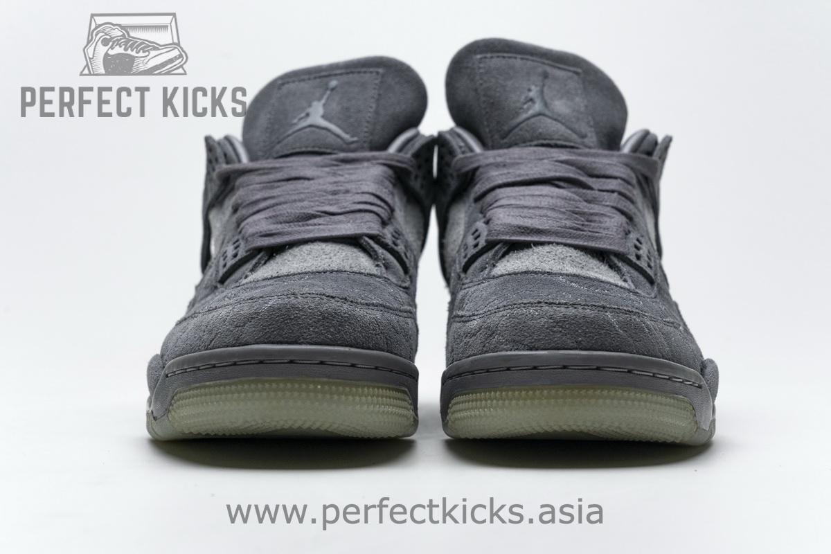 Air Jordan 4 Retro KAWS - Image 5