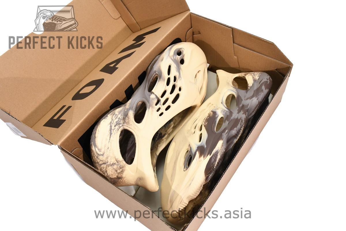 GX8774 Adidas originals Yeezy Foam Runner MX Cream Clay - Image 3