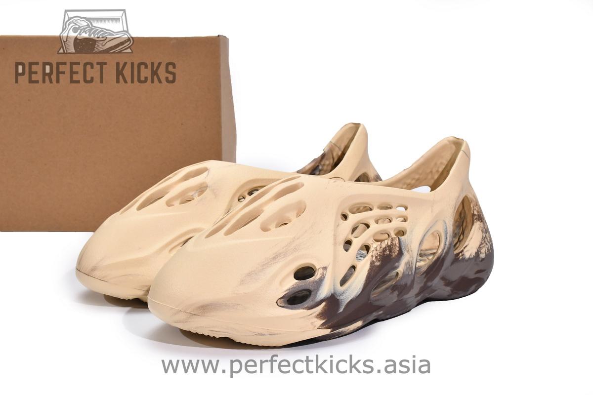 GX8774 Adidas originals Yeezy Foam Runner MX Cream Clay - Image 4