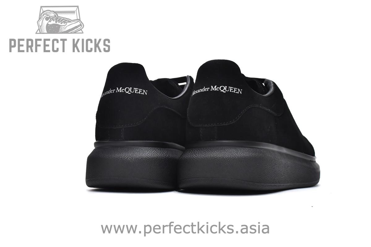 Alexander McQueen Sneaker Black - Image 5