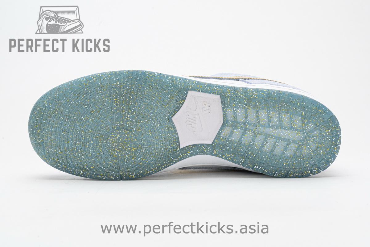 Nike SB Dunk Low Sean Cliver - Image 8