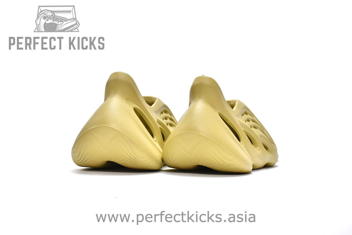 Adidas Yeezy Foam Runner Sulfur - Image 6