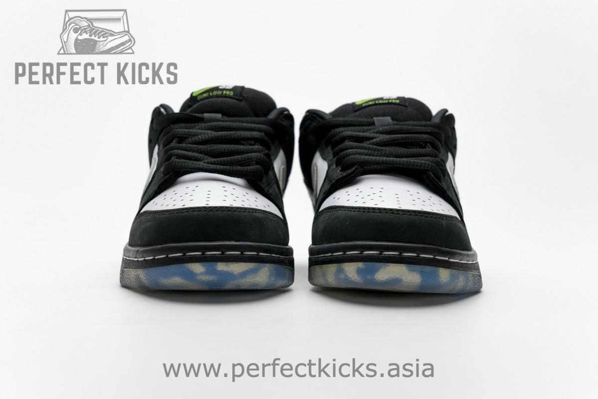 SB DUNK LOW PRO OG QS "Panda Pigeon" - Image 5