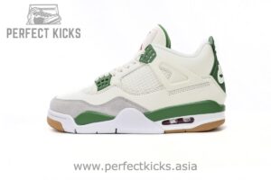 Nike SB x Air Jordan 4 “Pine Green”Calaite